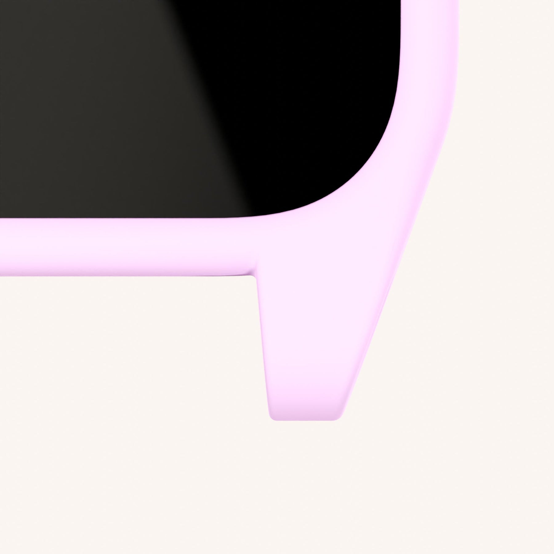 Phone Case with Eyelets in Rosato