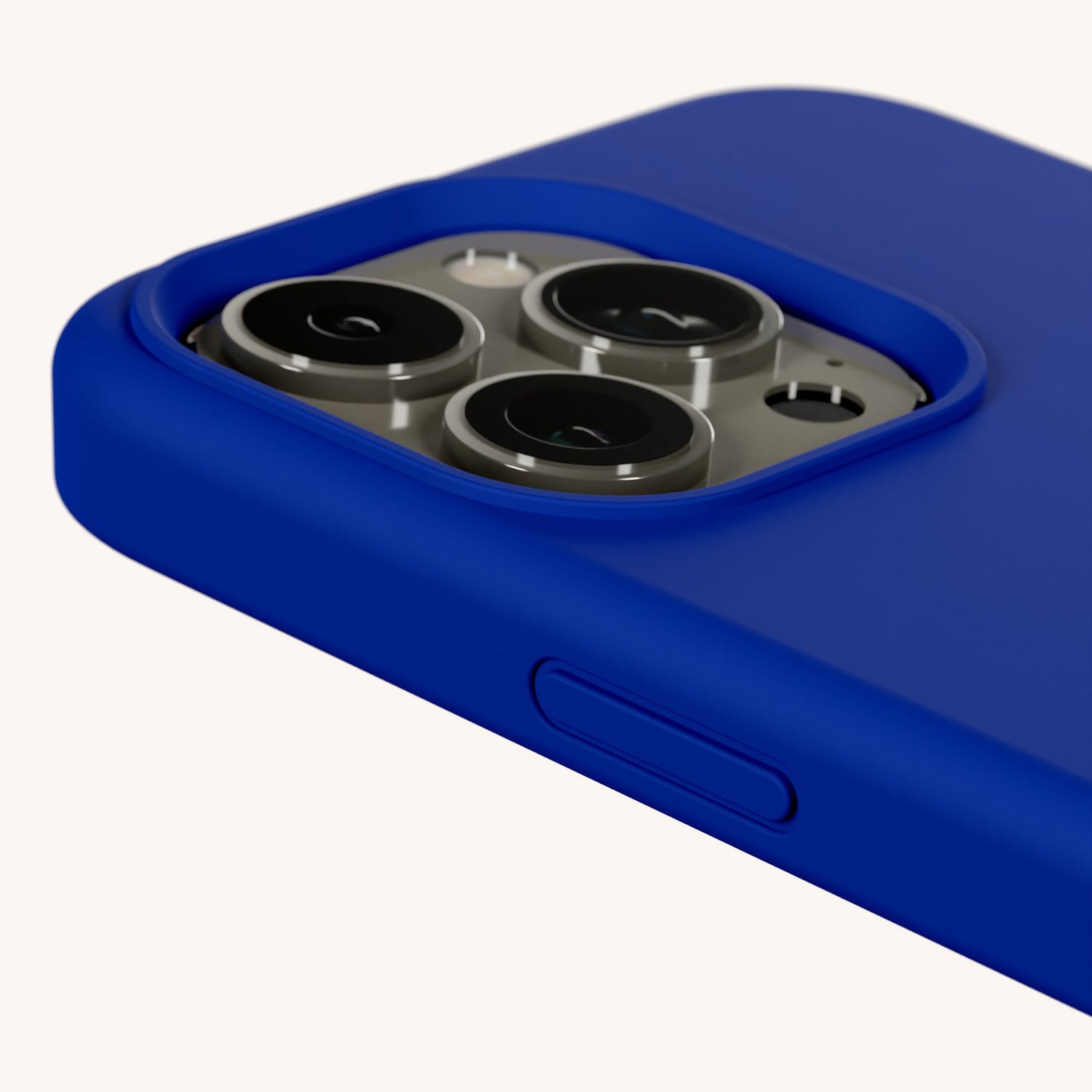 Phone Case with Eyelets in Blue - XOUXOU®