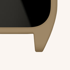 Coque téléphone avec œillets d'attache en Taupe